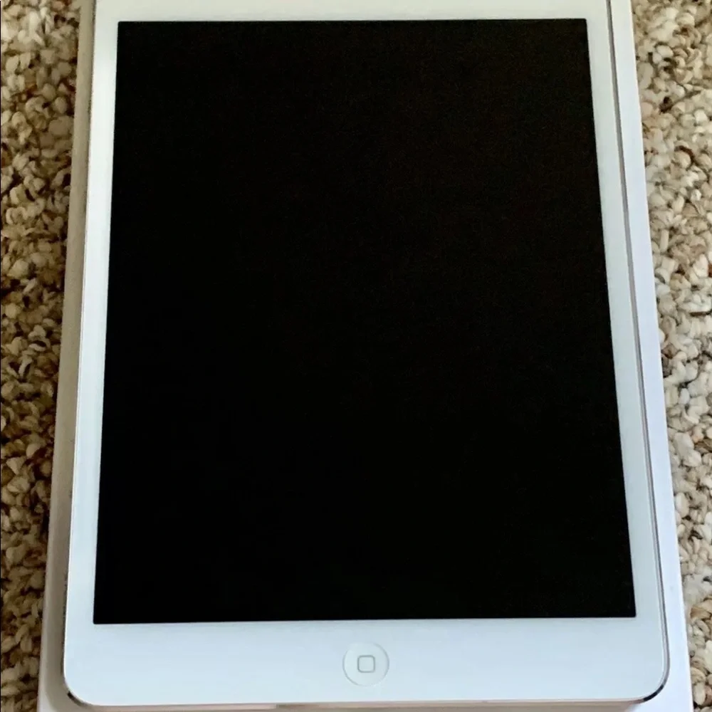 Seller Refurbished IPad mini Wi-Fi 16GB White